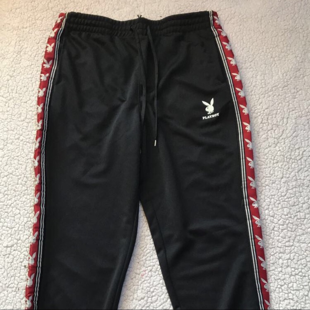 BLACK PLAY BOY NEED GONE FAST